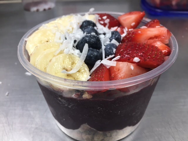 açaí bowl Acai Bowl | YoGoMania Holbrook: FROZEN YOGURTS & ACAI BOWLS (Noon